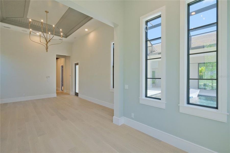 Spacious, unfurnished interior of a new home in , Bradenton (Image 21).