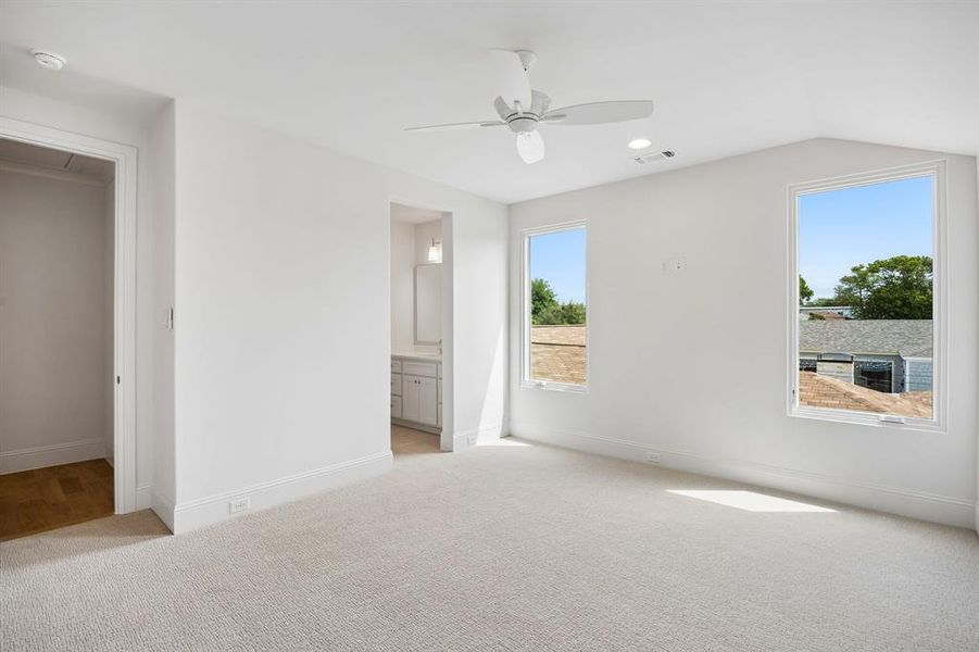 Spacious, unfurnished interior of a new home in , Dallas (Image 24). Spacious, unfurnished interior of a new home in , Dallas (Image 24).