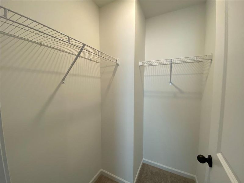 Spacious, unfurnished interior of a new home in Creekside, Dawsonville (Image 19).