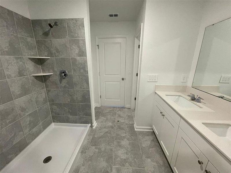 Furnished interior view inside a new home in Lawson Dunes, Haines City (Image 14).