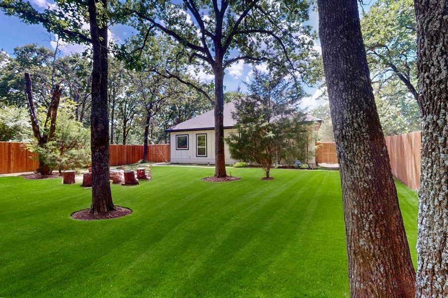 Exterior details and patio area of a home in , Gun Barrel City (Image 23).