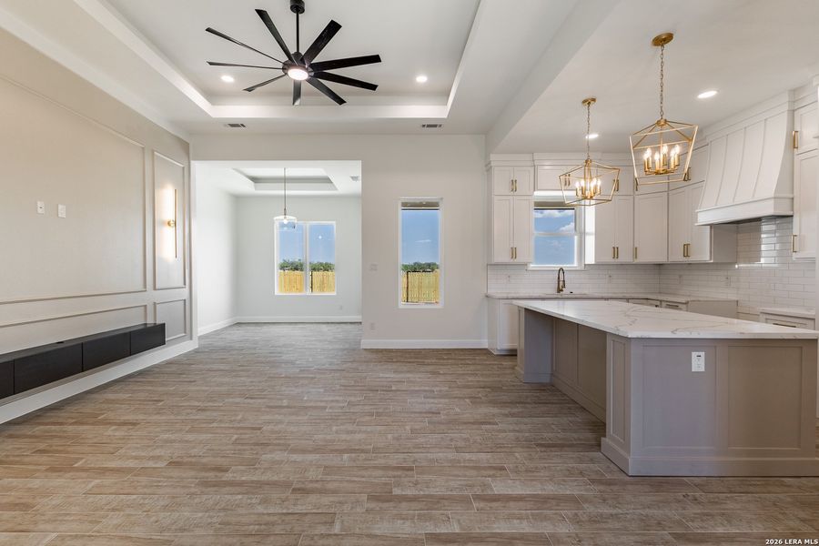 Spacious, unfurnished interior of a new home in , Eagle Pass (Image 20).