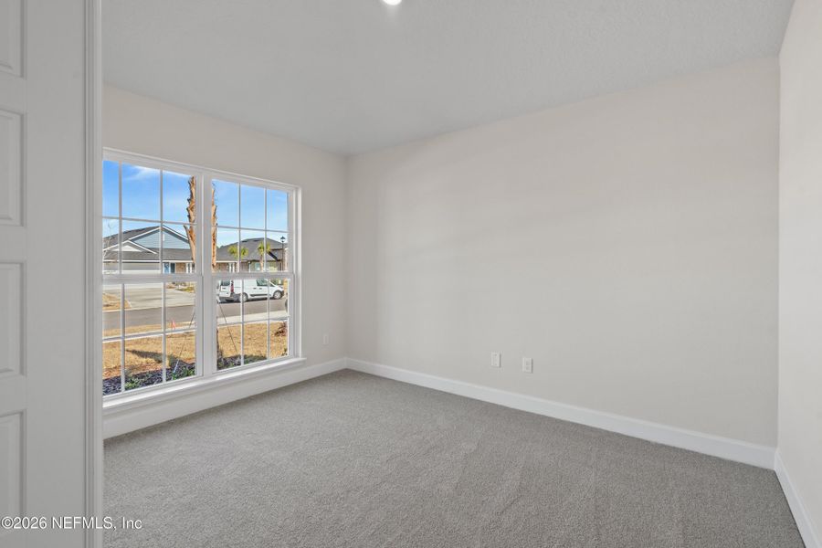Spacious, unfurnished interior of a new home in , Green Cove Springs (Image 15).