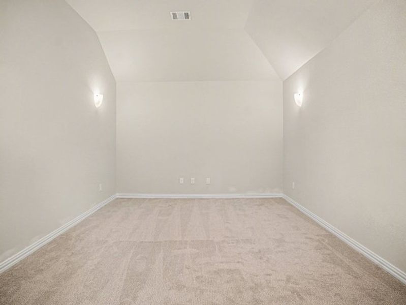 Spacious, unfurnished interior of a new home in Cole Crossing Estates, DeSoto (Image 25).