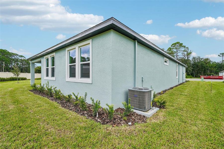 Exterior details and patio area of a home in Legends Preserve - Signature Series, Daytona Beach (Image 30).