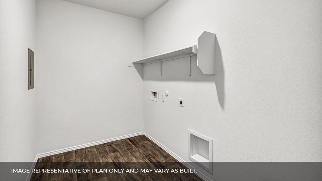 Spacious, unfurnished interior of a new home in Carillon, Manor (Image 13). Spacious, unfurnished interior of a new home in Carillon, Manor (Image 13).