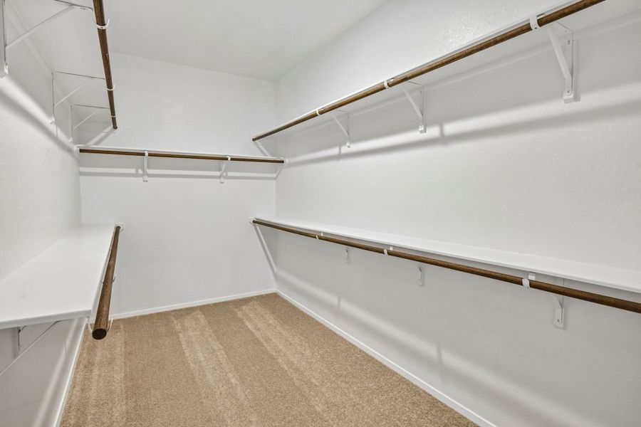 Spacious, unfurnished interior of a new home in Colony at Pinehurst, Pinehurst (Image 17).