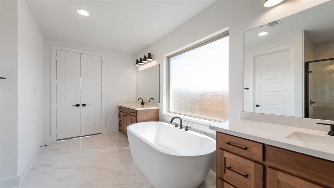 Furnished interior view inside a new home in Mosaic 50', Celina (Image 8).