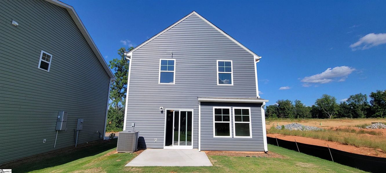 Front exterior of a new home in Hazelwood, Boiling Springs, SC, highlighting curb appeal (Image 18). Front exterior of a new home in Hazelwood, Boiling Springs, SC, highlighting curb appeal (Image 18).