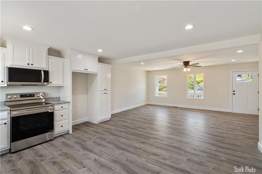 Spacious, unfurnished interior of a new home in , Dahlonega (Image 19). Spacious, unfurnished interior of a new home in , Dahlonega (Image 19).