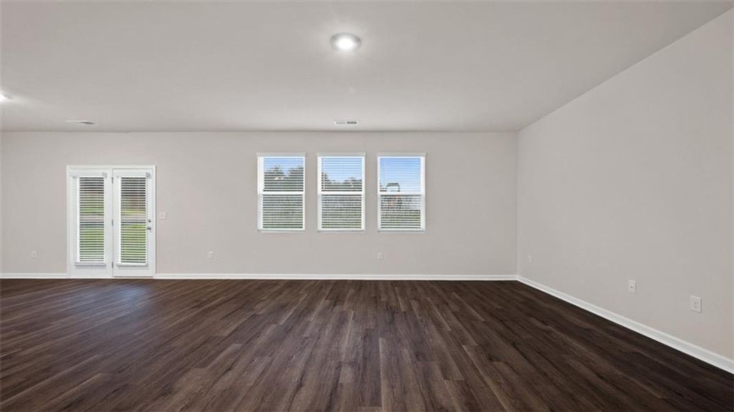 Spacious, unfurnished interior of a new home in Bridle Creek, Locust Grove (Image 17). Spacious, unfurnished interior of a new home in Bridle Creek, Locust Grove (Image 17).