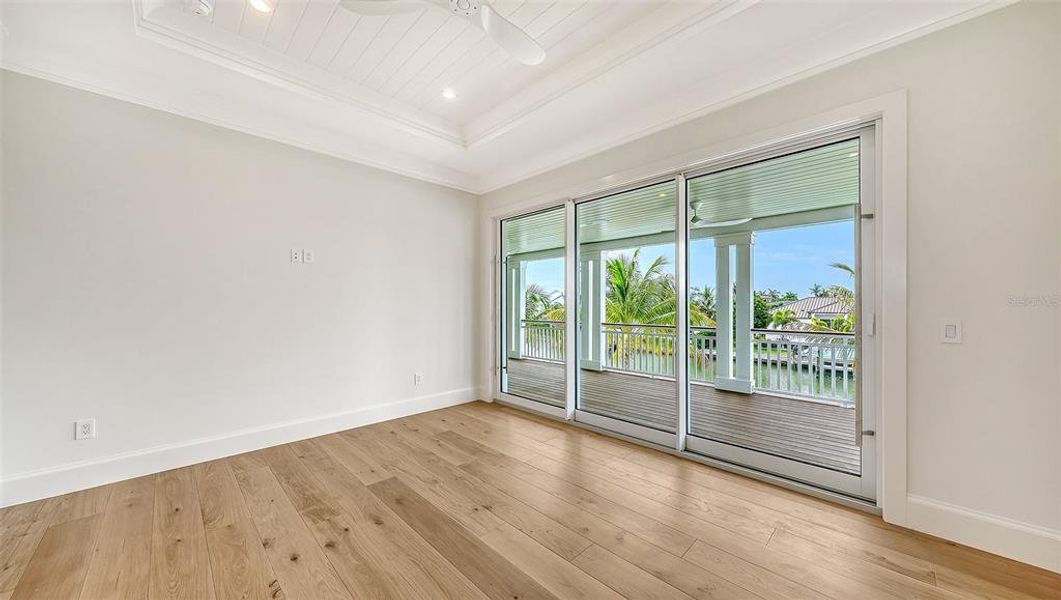 Spacious, unfurnished interior of a new home in , Longboat Key (Image 21). Spacious, unfurnished interior of a new home in , Longboat Key (Image 21).