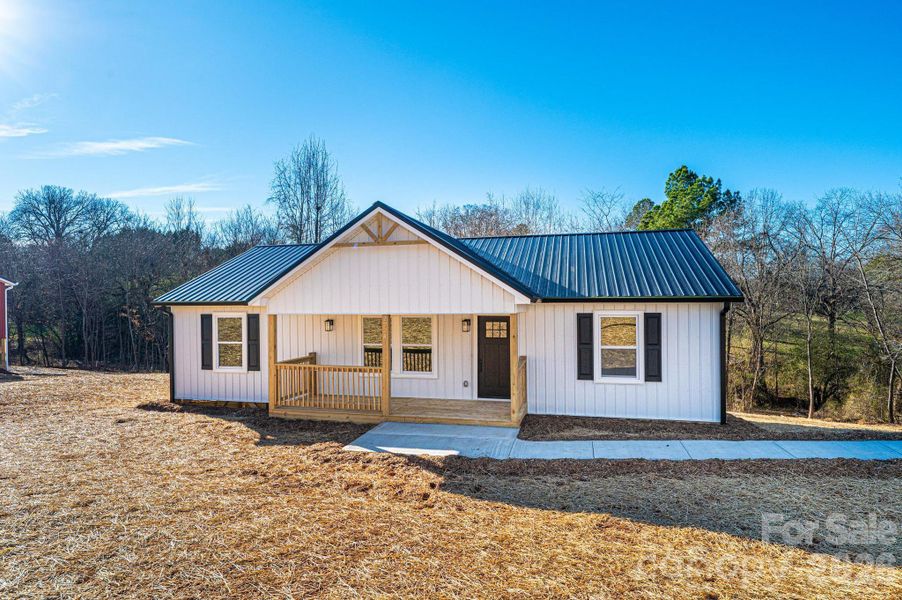 Exterior details and patio area of a home in , Connelly Springs (Image 24).
