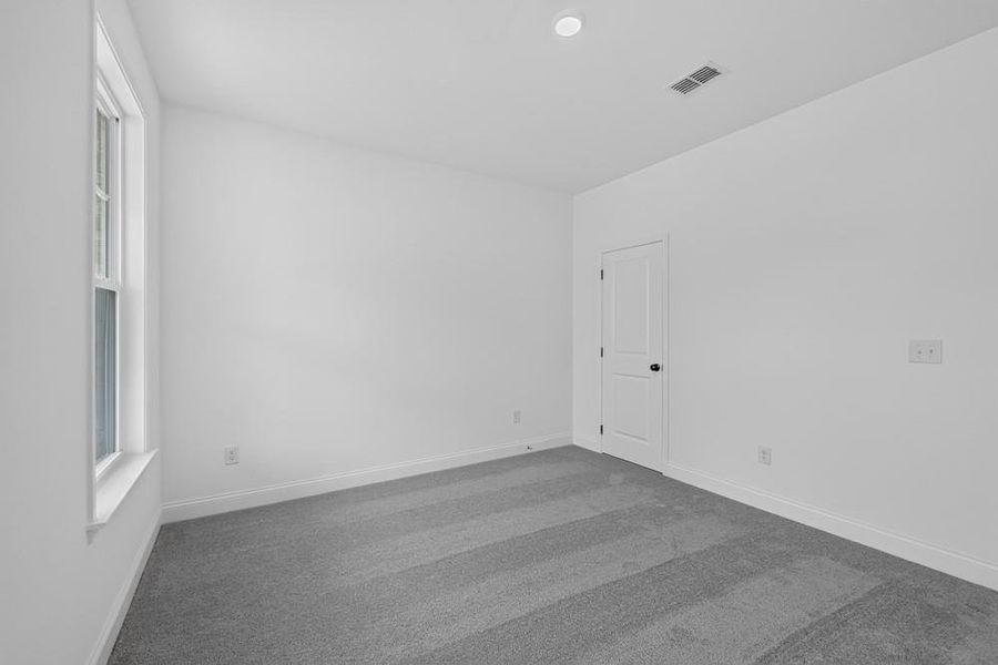Spacious, unfurnished interior of a new home in Bennett Farm, Loganville (Image 14). Spacious, unfurnished interior of a new home in Bennett Farm, Loganville (Image 14).