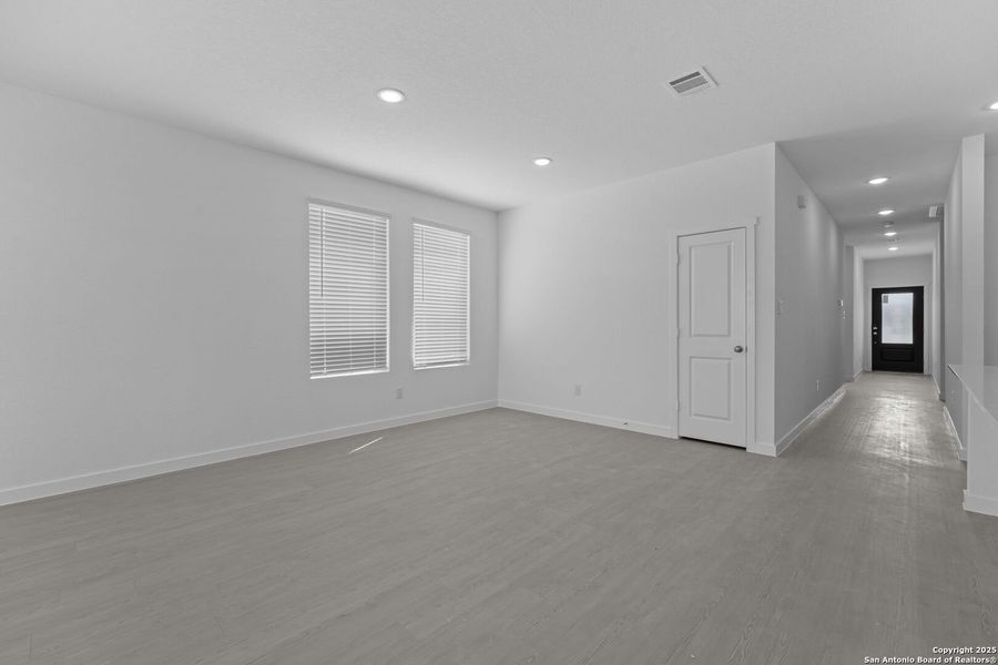 Spacious, unfurnished interior of a new home in Waterwheel: Coastline Collection, San Antonio (Image 17).