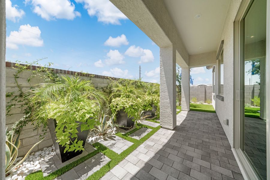 Representative exterior details of a home built from the Gemini by Risewell Homes in Rialta, Mesa (Image 3). Representative exterior details of a home built from the Gemini by Risewell Homes in Rialta, Mesa (Image 3).