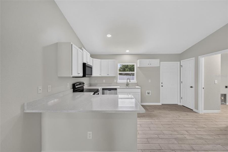 Furnished interior view inside a new home in , Ocala (Image 7).