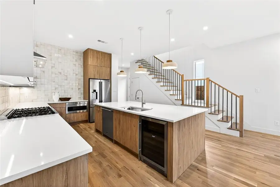 Furnished interior view inside a new home in , Dallas (Image 12).