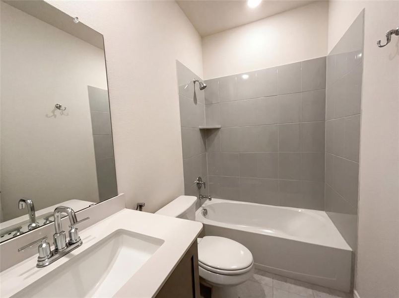 Furnished interior view inside a new home in Silverado, Aubrey (Image 8).