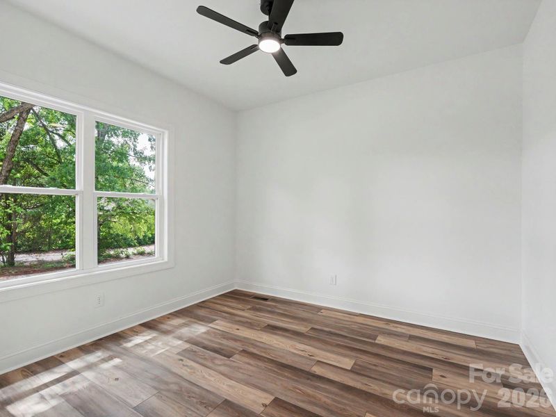 Spacious, unfurnished interior of a new home in , Mooresville (Image 28).