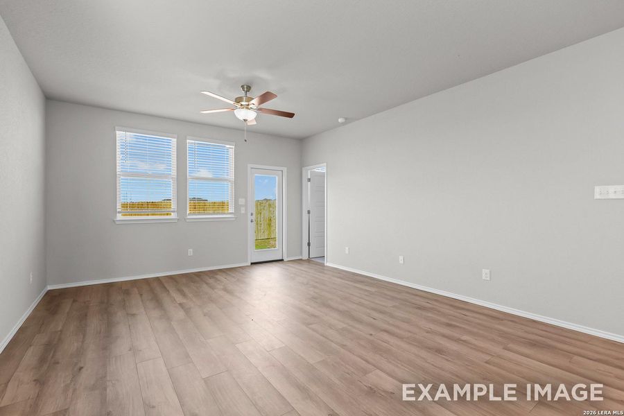 Spacious, unfurnished interior of a new home in Applewhite Meadows, San Antonio (Image 19).