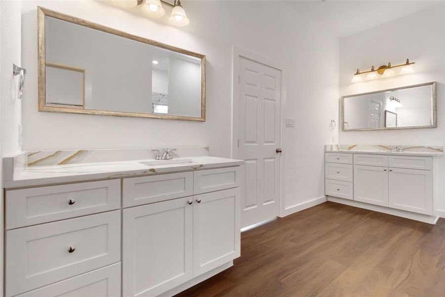 Furnished interior view inside a new home in , Wimberley (Image 17).