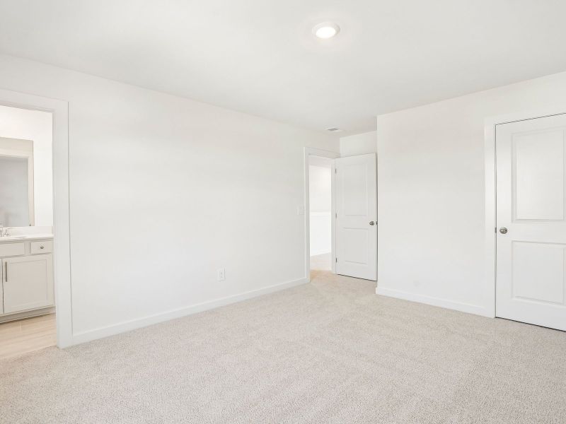 Spacious, unfurnished interior of a new home in Woodmont, Smyrna (Image 20). Spacious, unfurnished interior of a new home in Woodmont, Smyrna (Image 20).