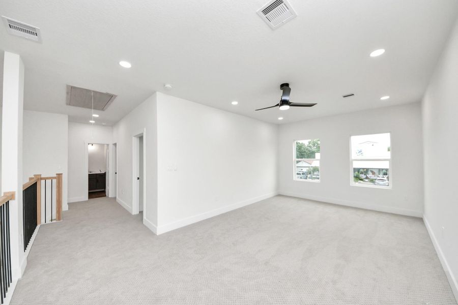 Image 2 of a home in .