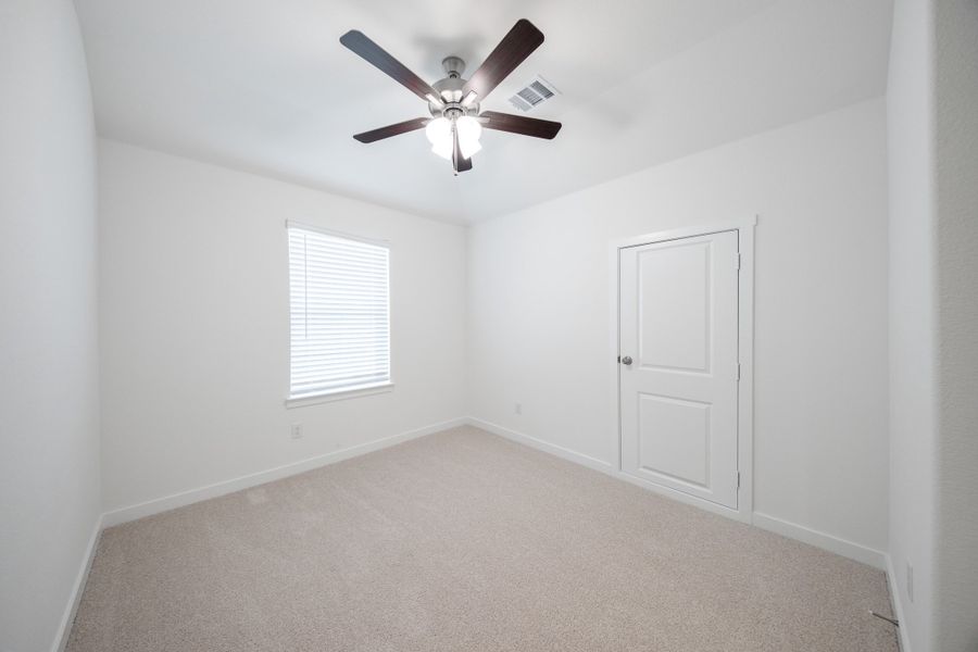 Spacious, unfurnished interior of a new home in Churchill, Anna (Image 20). Spacious, unfurnished interior of a new home in Churchill, Anna (Image 20).