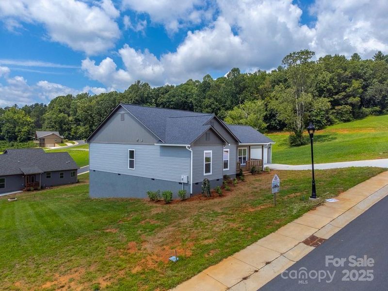 Front exterior of a new home in , Franklin, NC, highlighting curb appeal (Image 22). Front exterior of a new home in , Franklin, NC, highlighting curb appeal (Image 22).