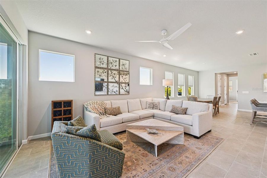 Furnished interior view inside a new home in , Venice (Image 14).