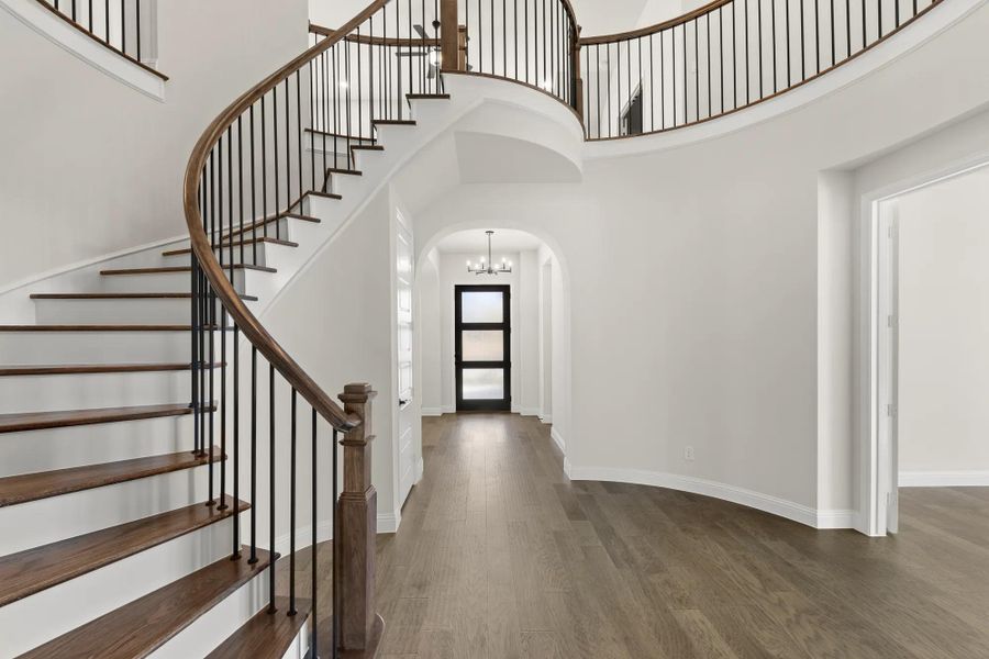 The Bracken III B Foyer The Bracken III B Foyer