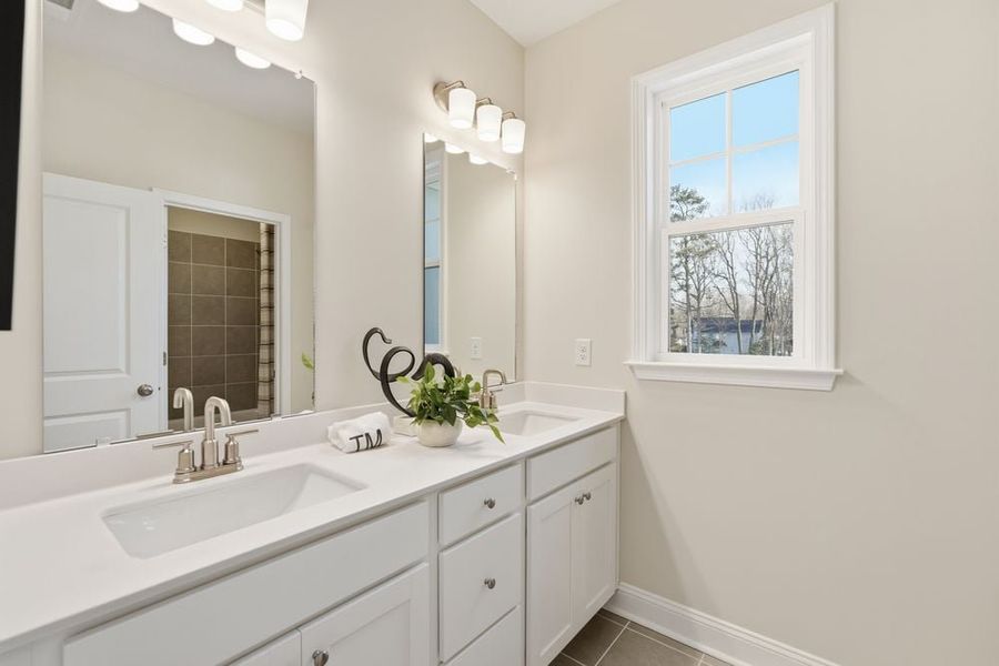 Representative furnished interior of a home built from the Essex by Taylor Morrison in Dreycott, Lawrenceville (Image 59).