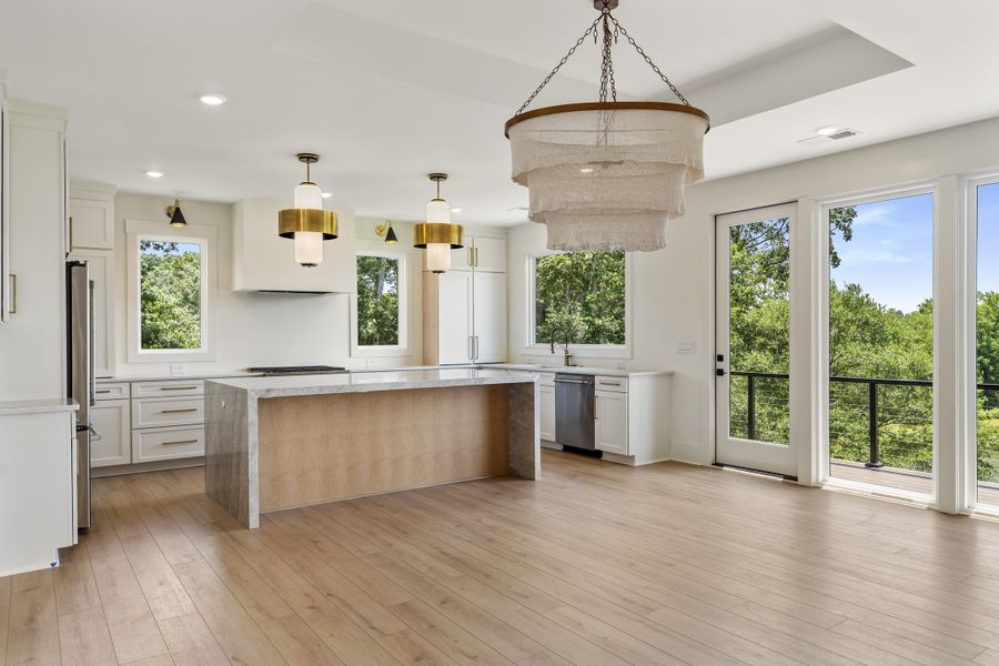 Representative furnished interior of a home built from the Aberdeen by Hunter Quinn Homes in Greenwood County Homes, Ninety Six (Image 5).