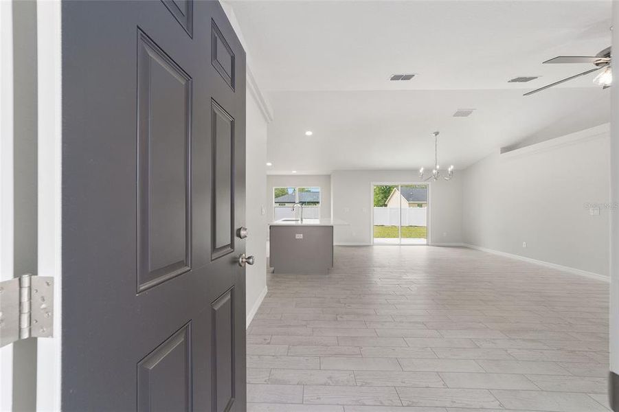 Spacious, unfurnished interior of a new home in , Ocala (Image 17).