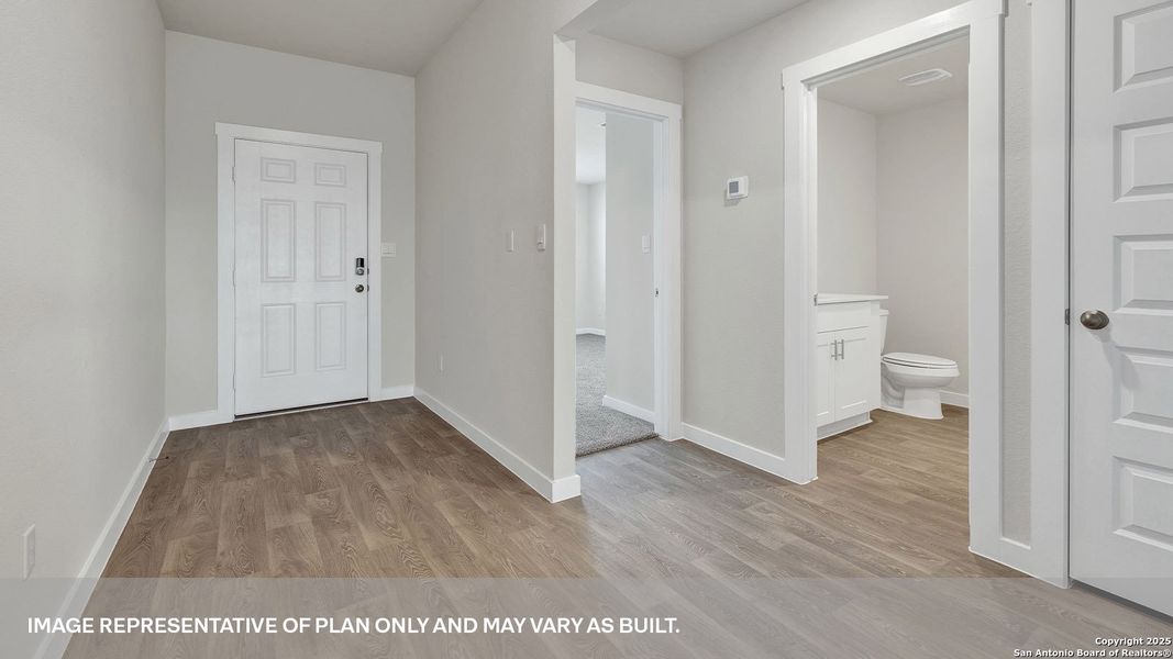 Spacious, unfurnished interior of a new home in Sonoma Oaks, Fredericksburg (Image 17). Spacious, unfurnished interior of a new home in Sonoma Oaks, Fredericksburg (Image 17).