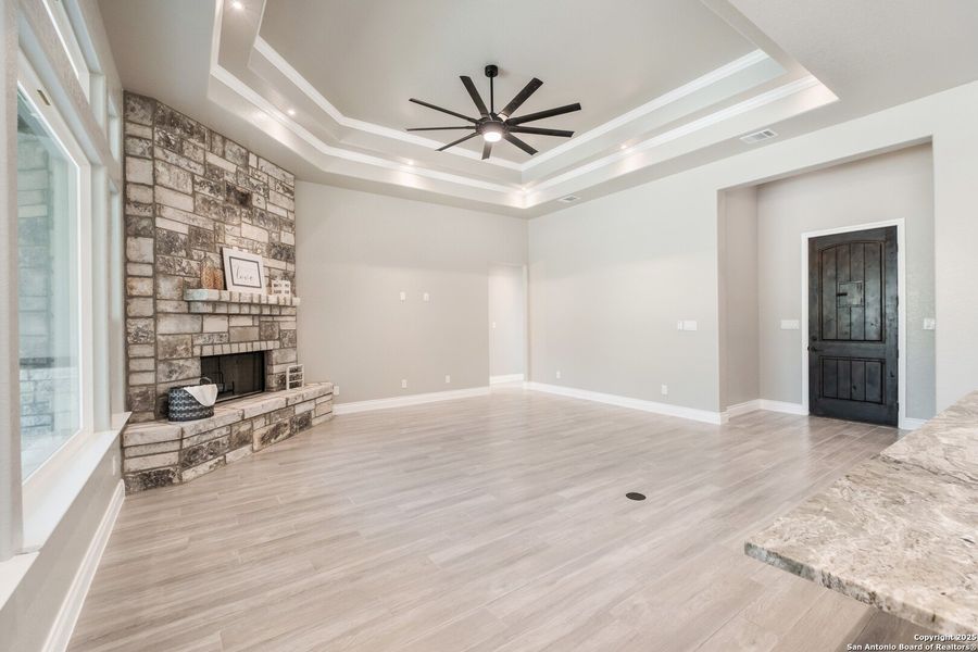 Spacious, unfurnished interior of a new home in , La Vernia (Image 33). Spacious, unfurnished interior of a new home in , La Vernia (Image 33).