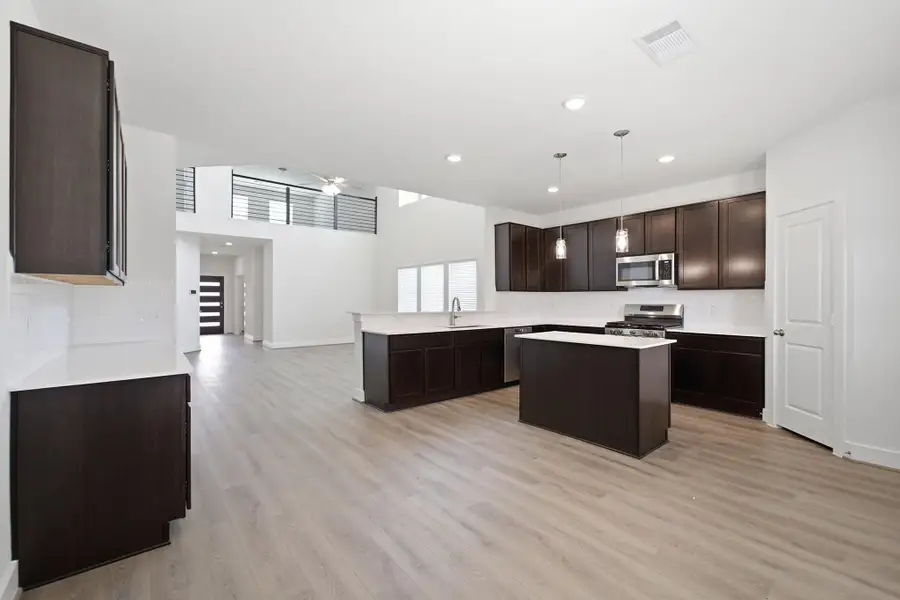 Furnished interior view inside a new home in Sierra Vista, Rosharon (Image 13).
