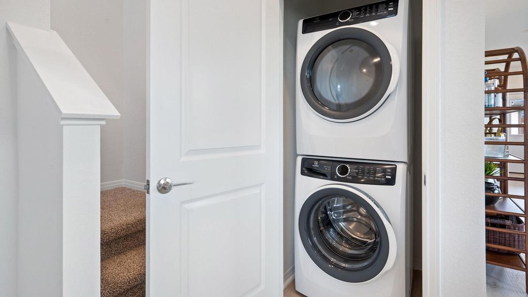 Close-up of interior finishes inside a home in Avery Centre, Round Rock (Image 21).