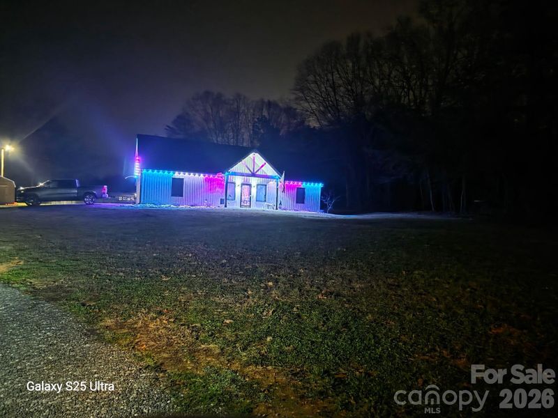 Image 26 of a home in . Image 26 of a home in .