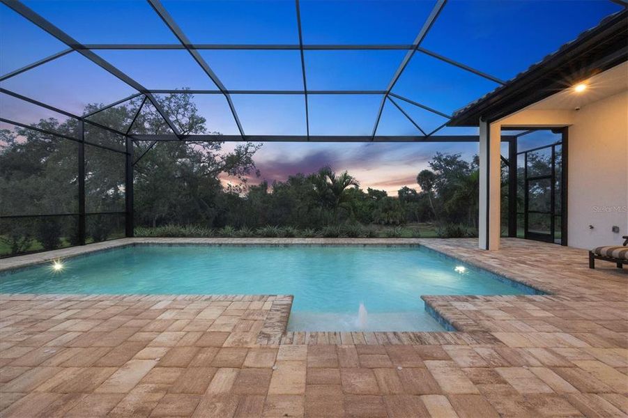 Exterior details and patio area of a home in , Lakewood Ranch (Image 26).