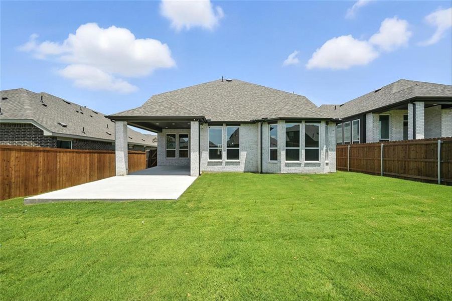 526RedBarnMIDLB028 526RedBarnMIDLB028