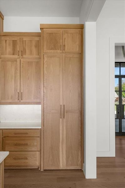 Furnished interior view inside a new home in , Corsicana (Image 12).