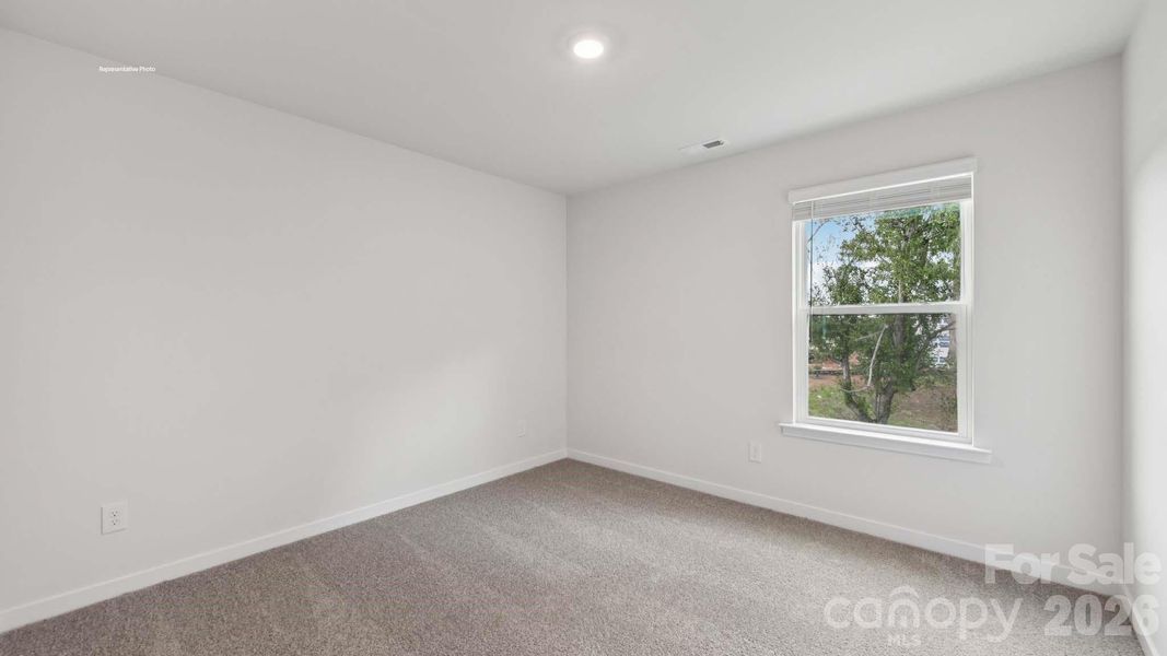 Spacious, unfurnished interior of a new home in Clark Creek Landing, Lincolnton (Image 29).