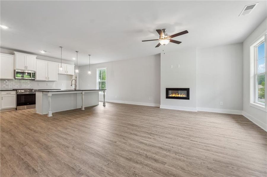 Spacious, unfurnished interior of a new home in The Park at Gainesville Township, Gainesville (Image 19).