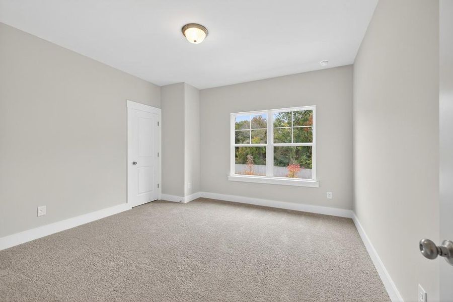 Spacious, unfurnished interior of a new home in Red Bird Manor, Jefferson (Image 21).