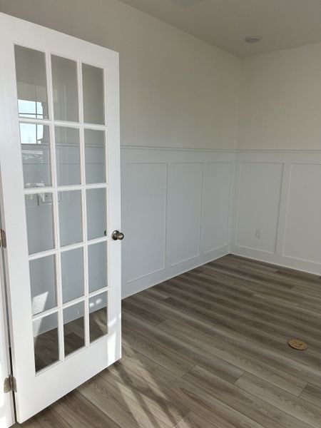 Spacious, unfurnished interior of a new home in Benders Cove, Mount Juliet (Image 9).