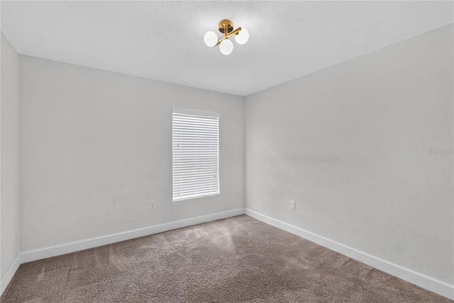 Spacious, unfurnished interior of a new home in , Sebring (Image 28).