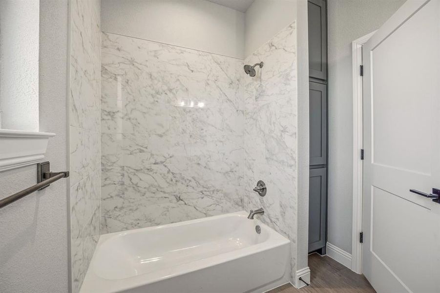 Furnished interior view inside a new home in , Glen Rose (Image 17).