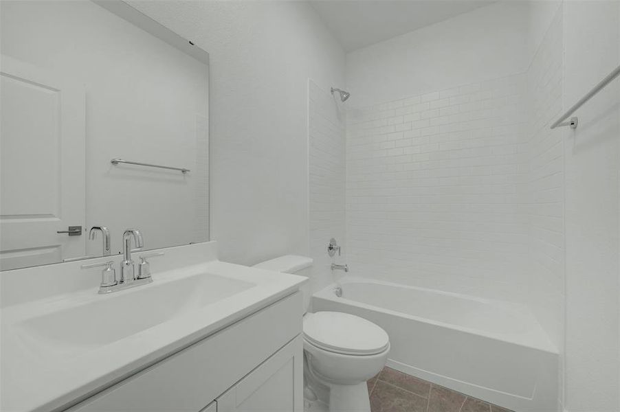 Furnished interior view inside a new home in Heritage Ranch, Sherman (Image 6).
